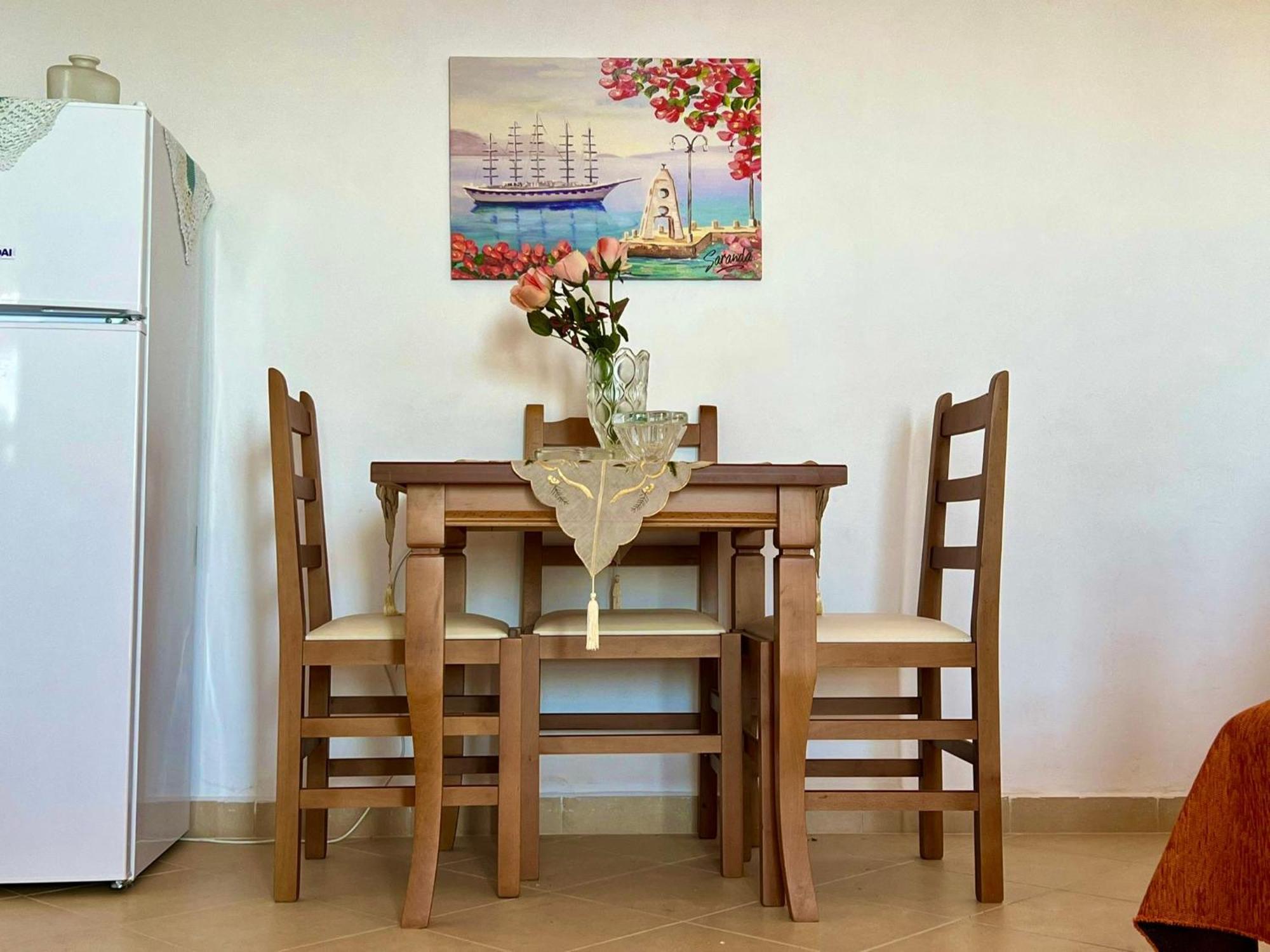 Liza'S Apartment Lukove Luaran gambar